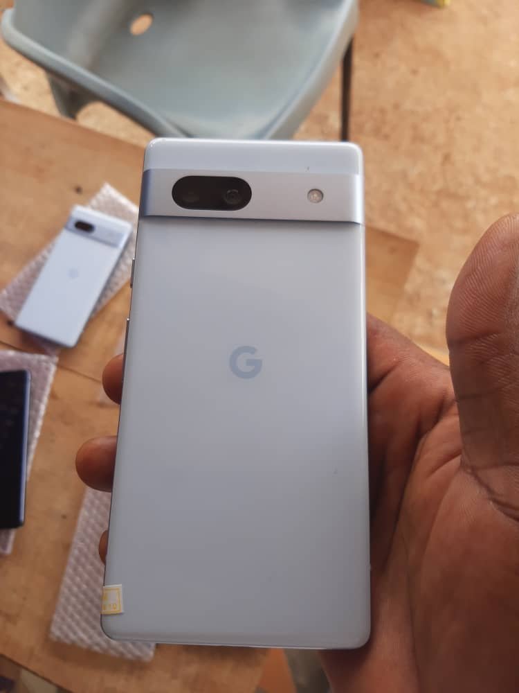 GOOGLE PIXEL 7 AIR